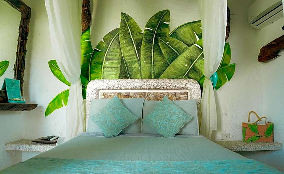 Monyoli Hotel & Boutique