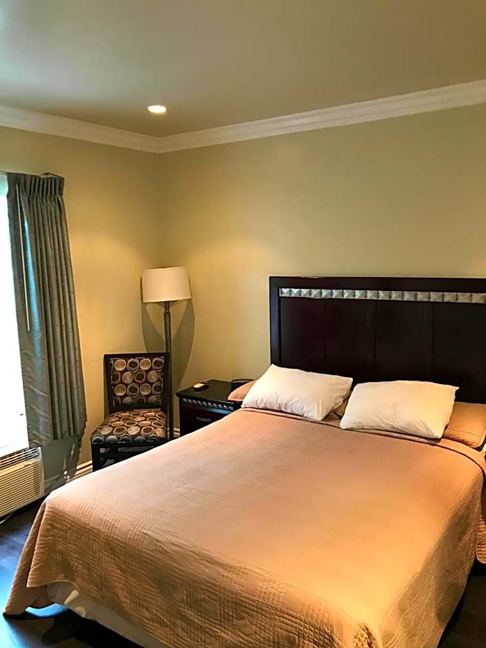 Trylon Hotel - Hollywood