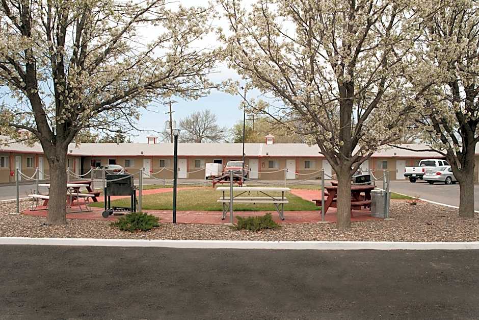 Budget Inn & Suites Colby