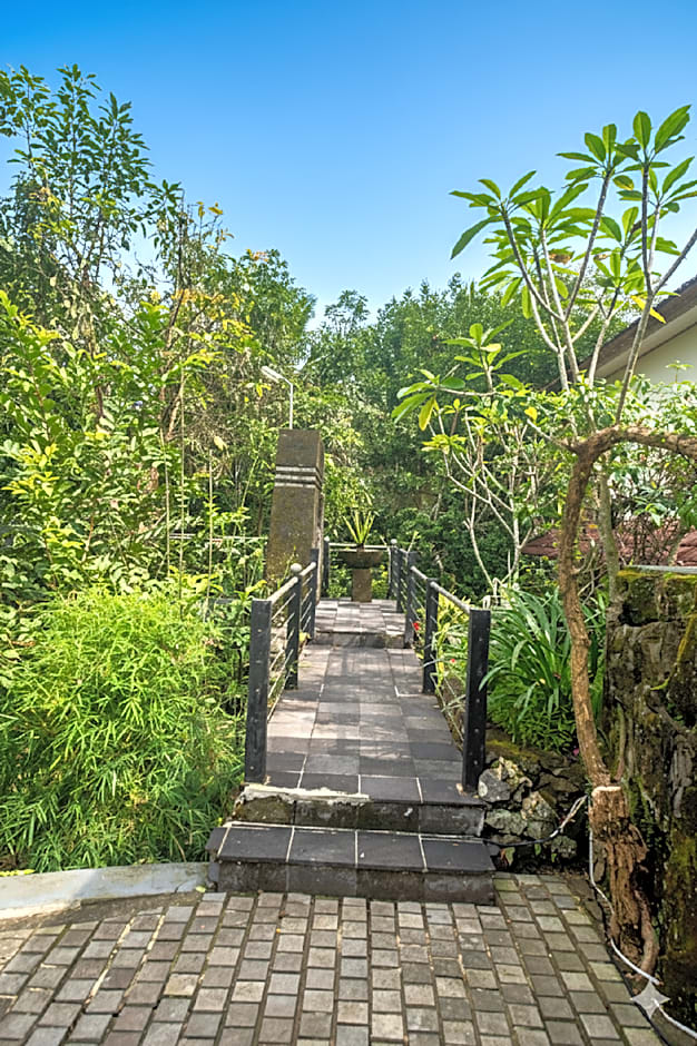Puri Saron Hotel Madangan - Gianyar