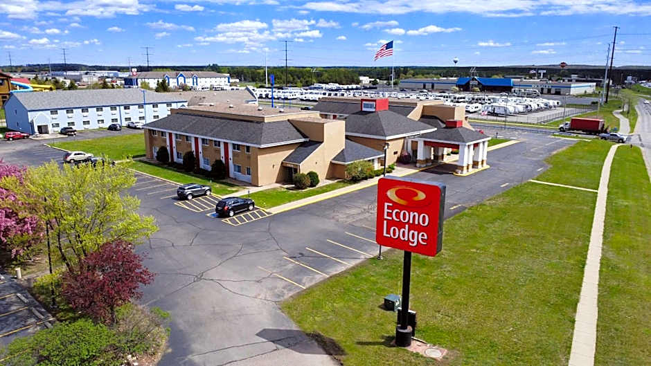 Photo 1 of 50 of Econo Lodge Wausau - Rothschild