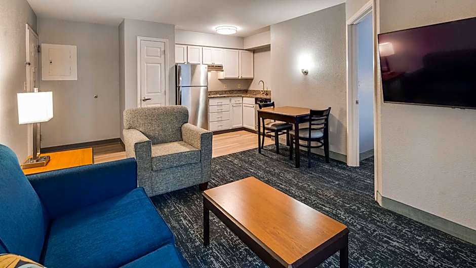 SureStay Studio by Best Western Charlotte Executive Park