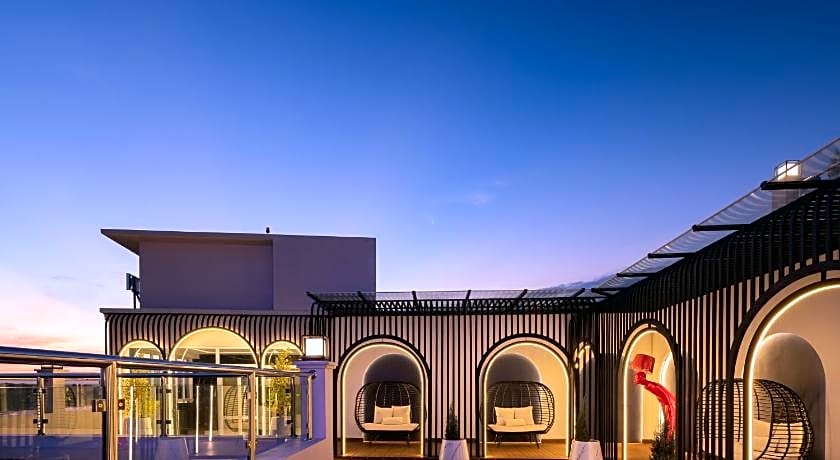 Eastin Hotel Vientiane