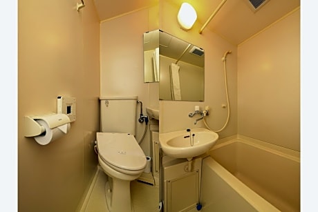 Twin Room with Bathroom