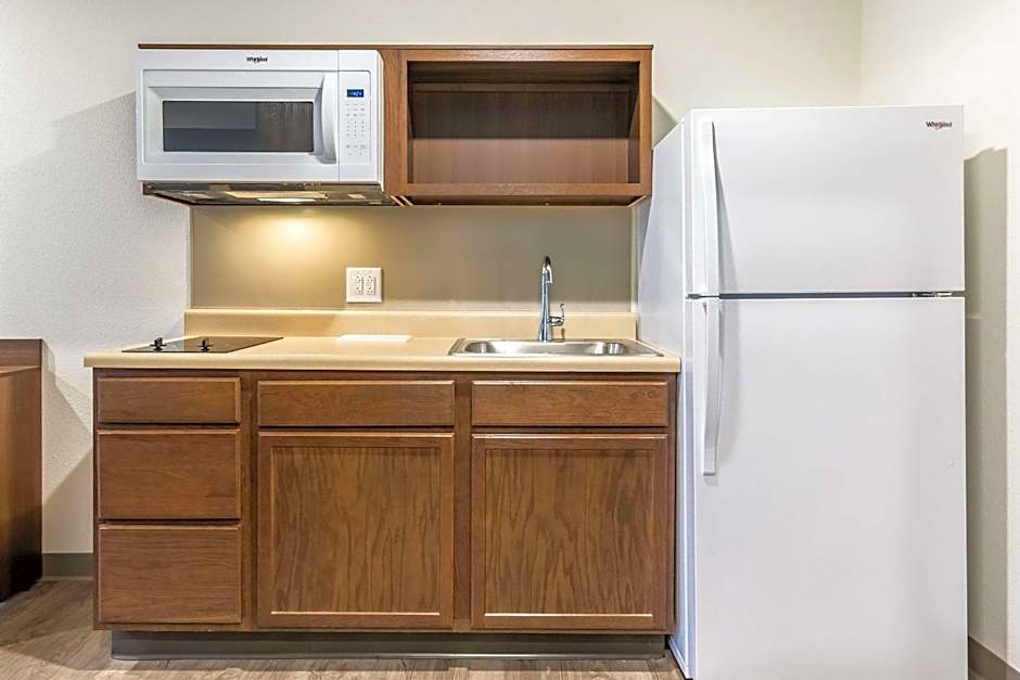 WoodSpring Suites Indianapolis Castleton