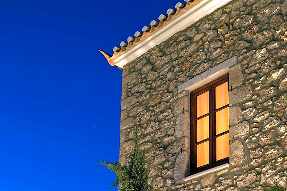 Mare Monte Luxury Suites