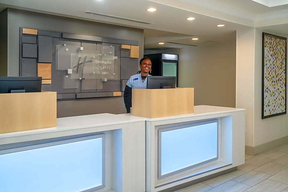 Holiday Inn Express Hotel & Suites Bluffton at Hilton Head Area, an IHG Hotel