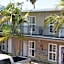 Seaside Motel