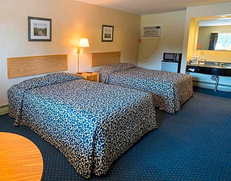 Inn at the Alpine by Budget Host