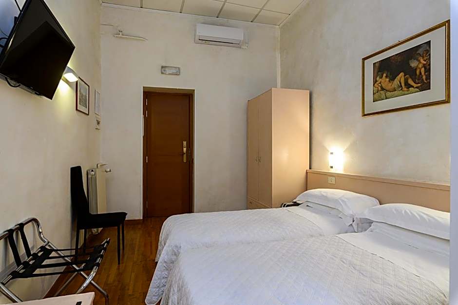 Hotel Julia