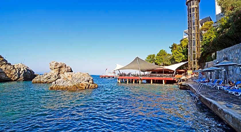 Korumar Hotel Deluxe