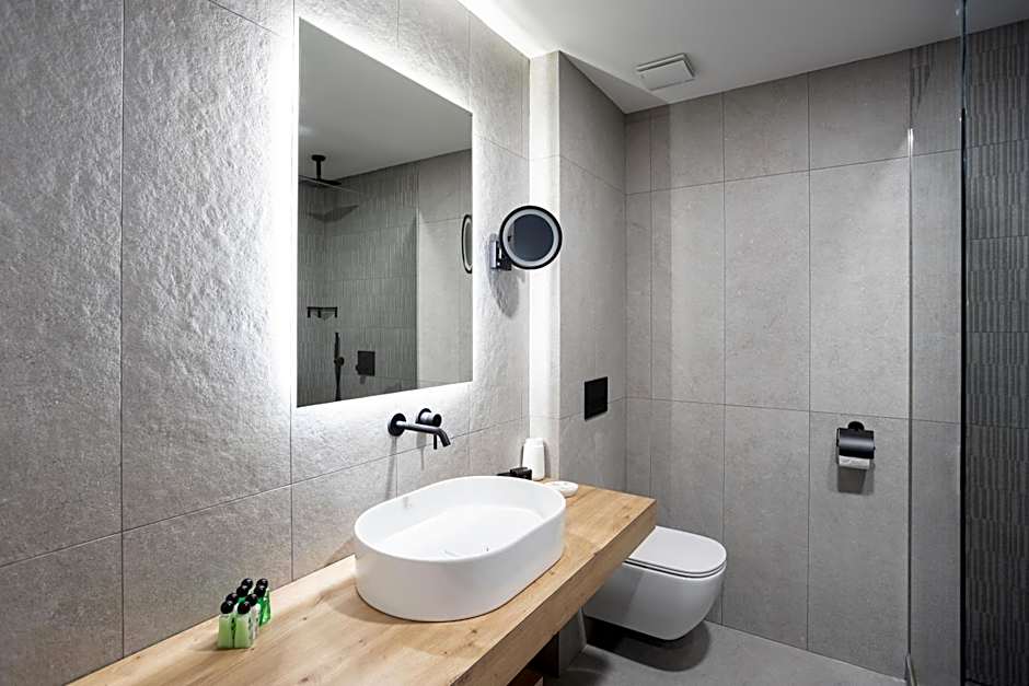 Blue Star Luxury Hotel