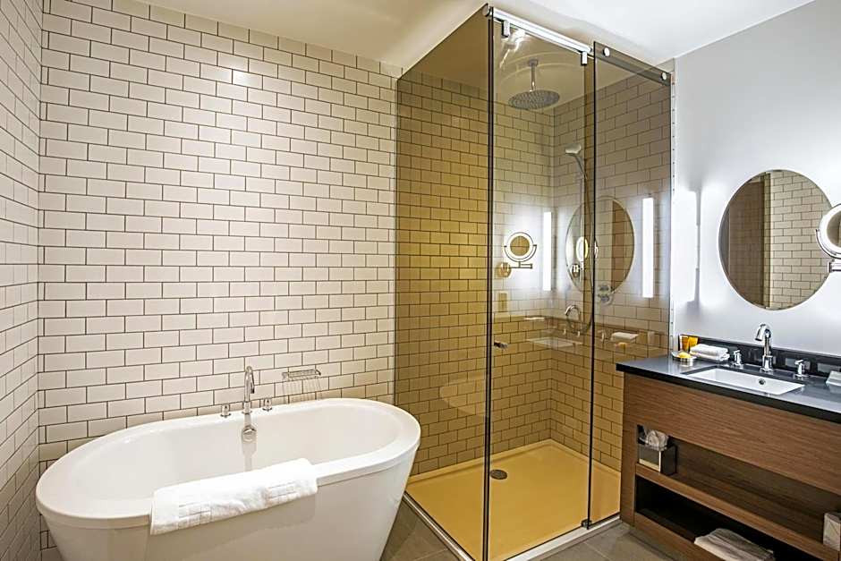 Sandman Signature Aberdeen Hotel & Spa