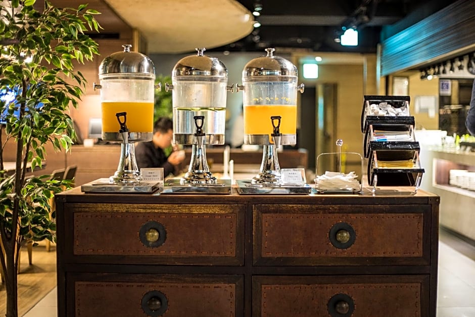 Green World Hotel-Grand Nanjing