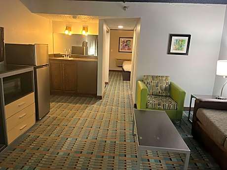 Superior King Suite - Non-Smoking