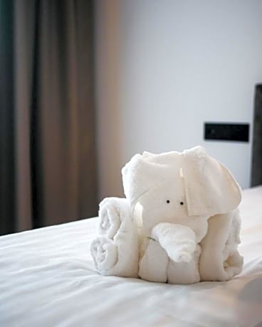 Double queen with balcony