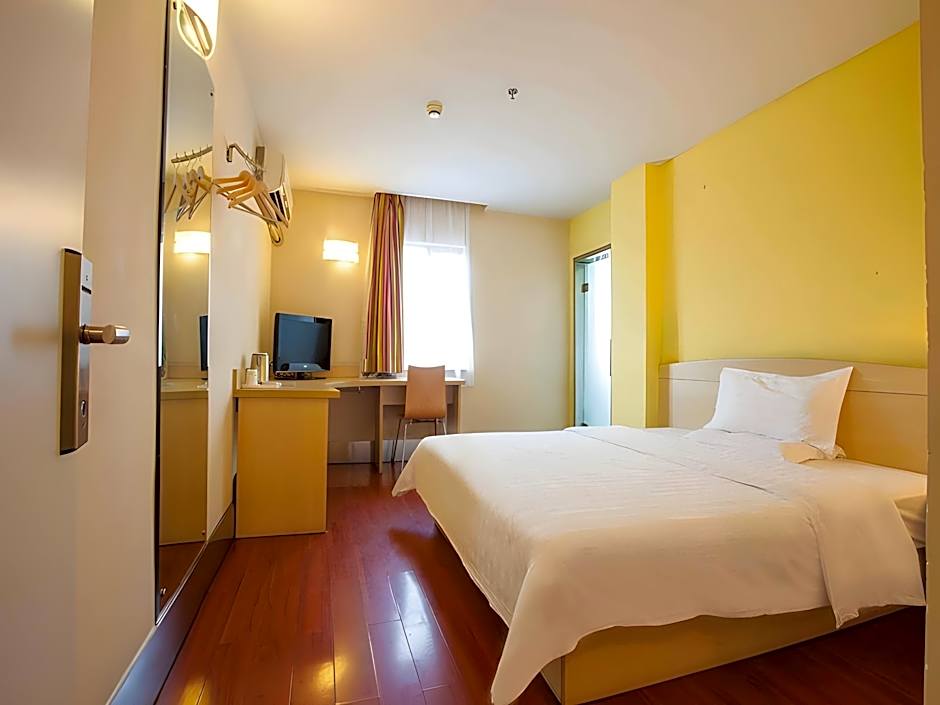 7 Days Inn Chongqing Wansheng Sanyuanqiao Commercial Center