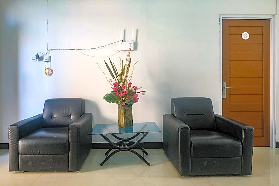 RedDoorz near Majapahit Semarang