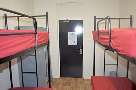 Bed in 4-Bed Female Dormitory Room (18 - 35 years old only)