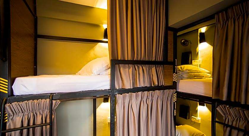 Traveller Bunker Hostel 1