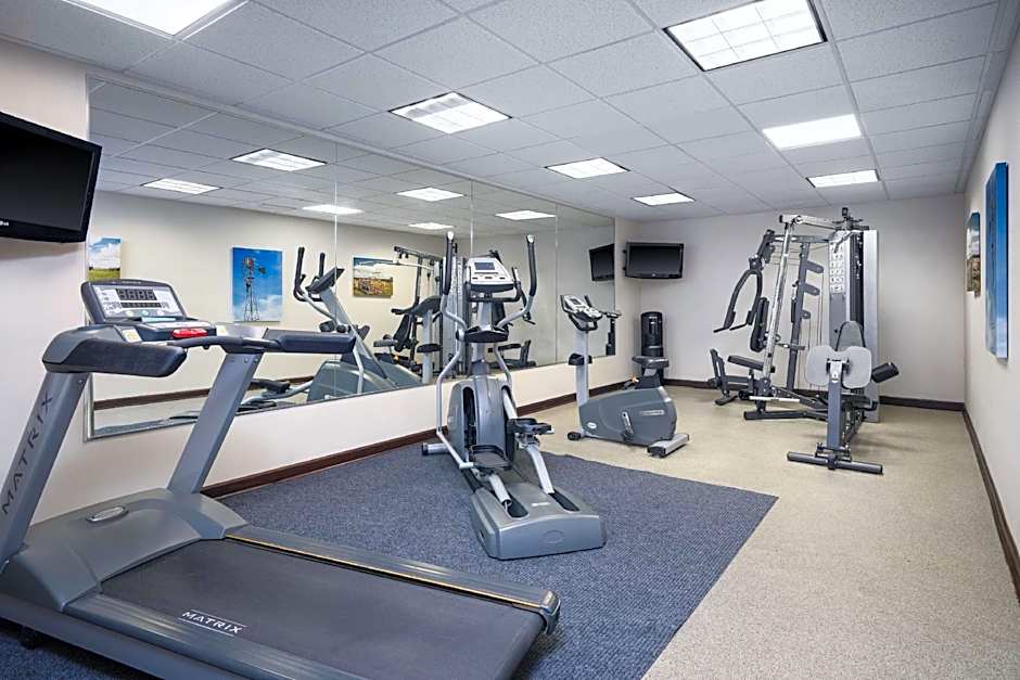 Green Mill Village Hotel & Suites, BW Signature Collection