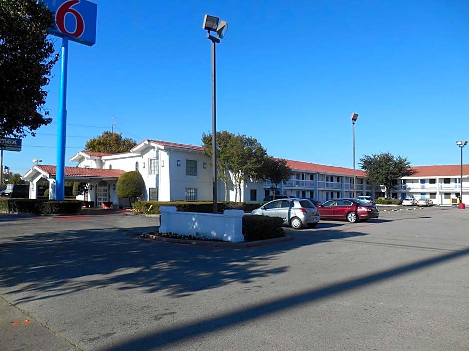 Motel 6-Garland, TX - Garland - Northwest Hwy