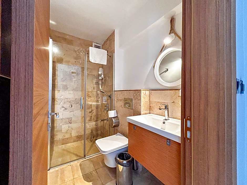 A.Emreli Suite Hotel