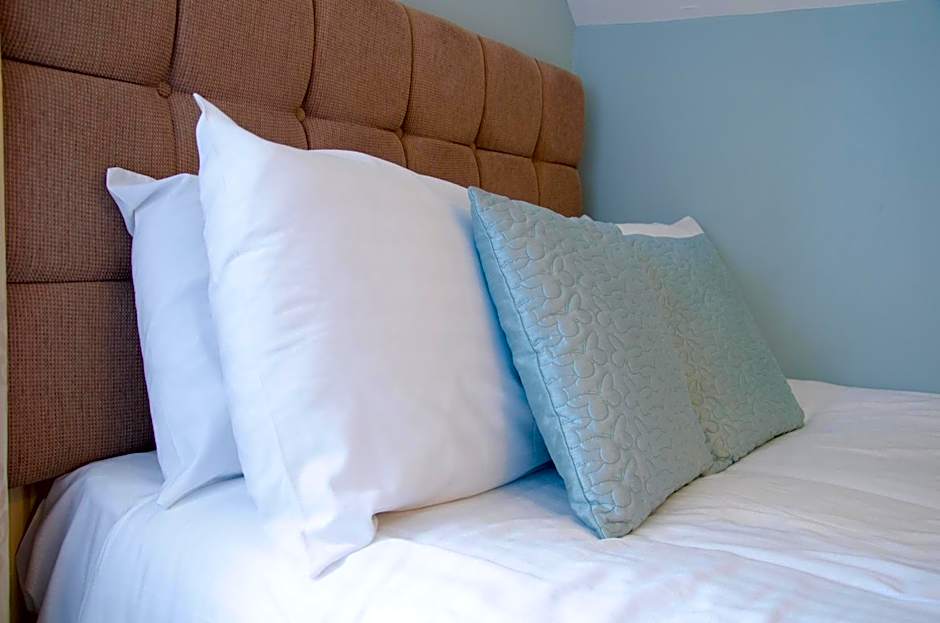 The Lemonfield Hotel