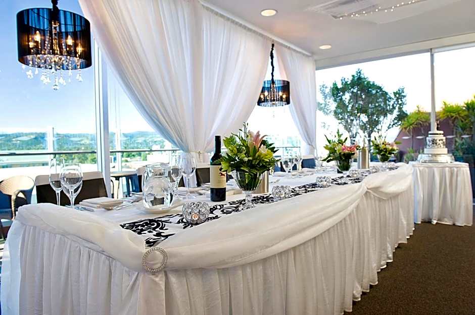 Majestic Roof Garden Hotel