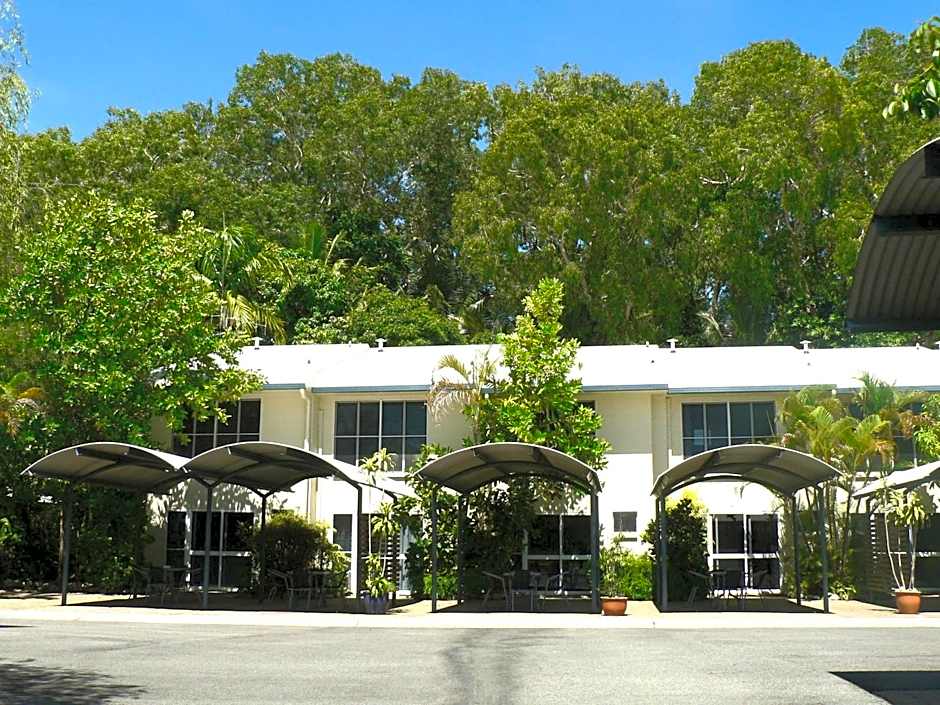 Mango Tree Holiday Apartments