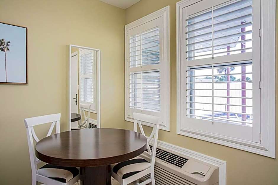 The Local - St. Augustine