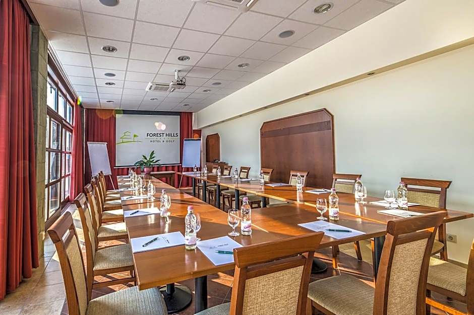 Forest Hills Hotel & Golf Zirc