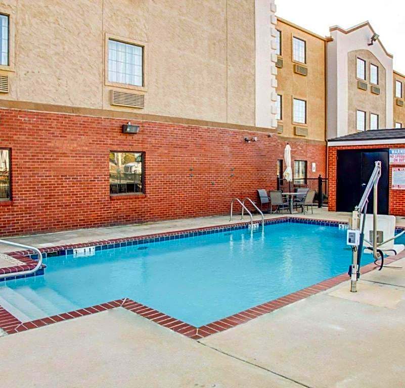 Comfort Inn Bessemer Birmingham South