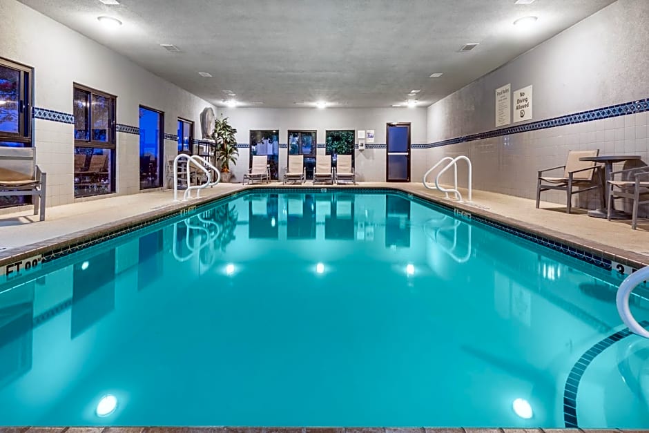 Holiday Inn Express Hotel & Suites Hutto By IHG