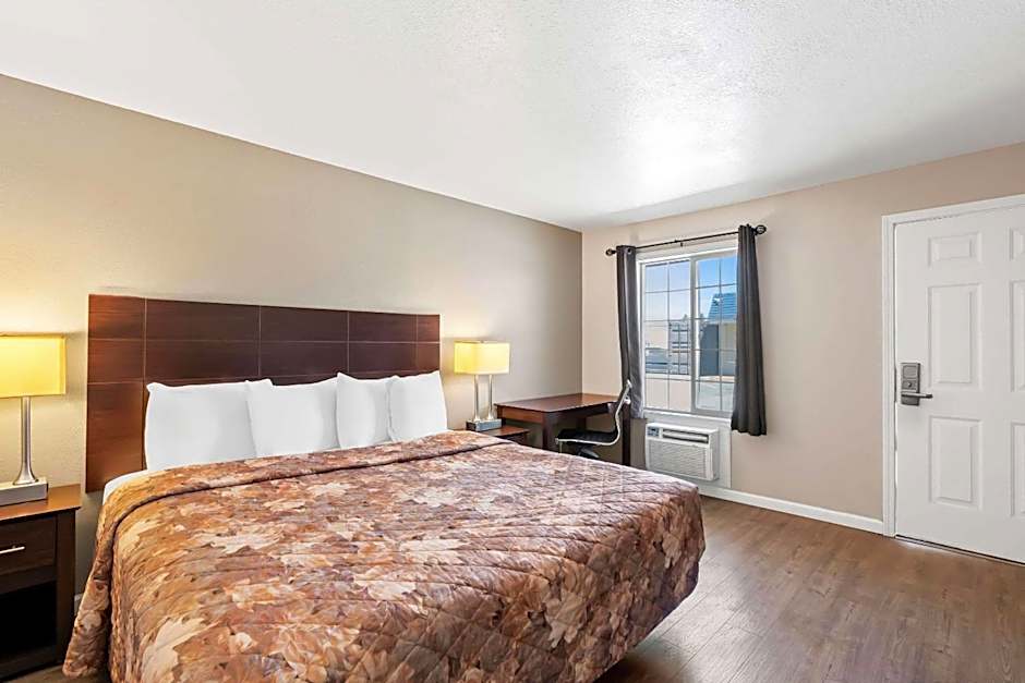 Rodeway Inn
