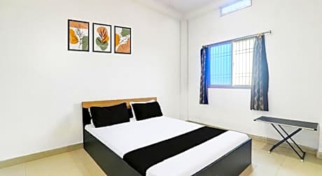 Hotel O Baba Near Mount Litera School