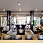 DoubleTree by Hilton North Charleston - Convention Center