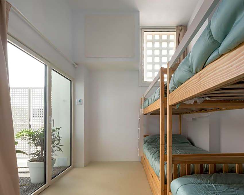 Arribada by Estela do Mar