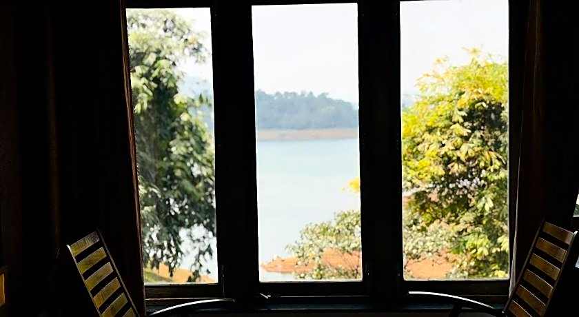 Wayanad Silver Woods Hotel
