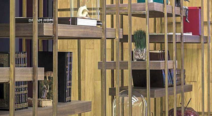 O Monot Luxury Boutique Hotel