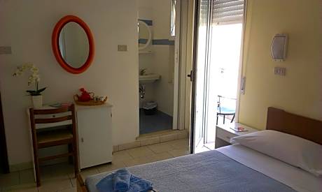 Triple Room with Balcony