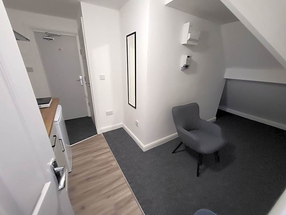 Premier Studios Nottingham - Tring Vale