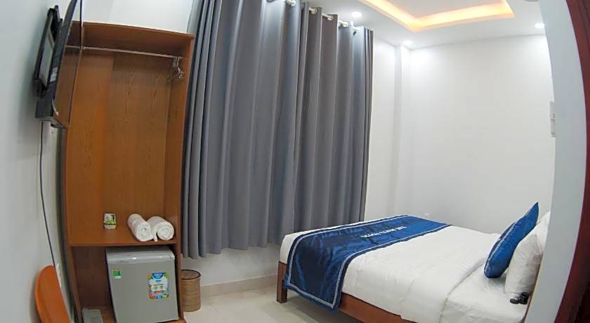 The white guest house