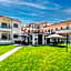 Anixis Hotel & Apartments