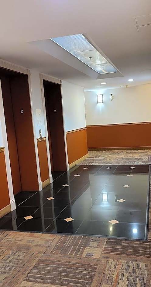 Ramada by Wyndham Vancouver Airport