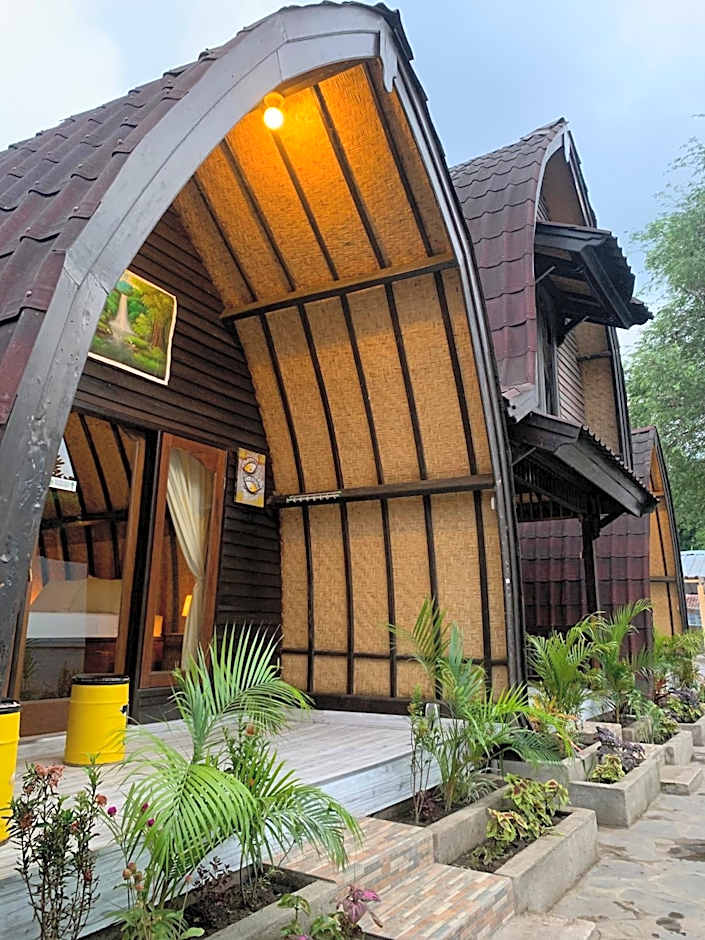 Gili Davidoff Bungalow