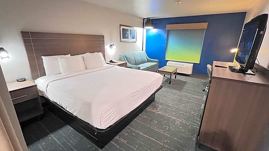 Best Western Plus Memorial Inn & Suites