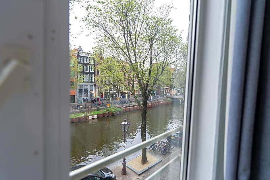 The Crown Hotel