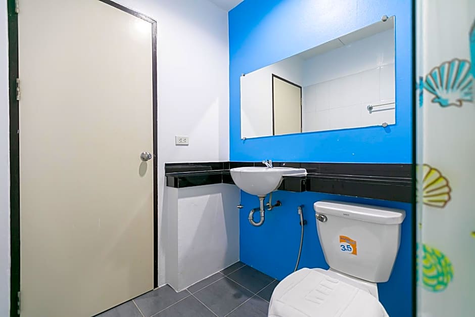 Ruan Plaisoi Apartment