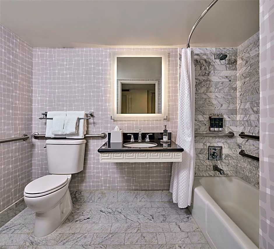 Hyatt Centric Delfina Santa Monica